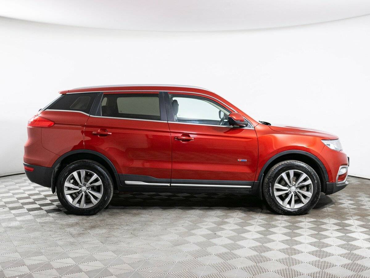 Geely Atlas 2020 года с пробегом. Фото: #3