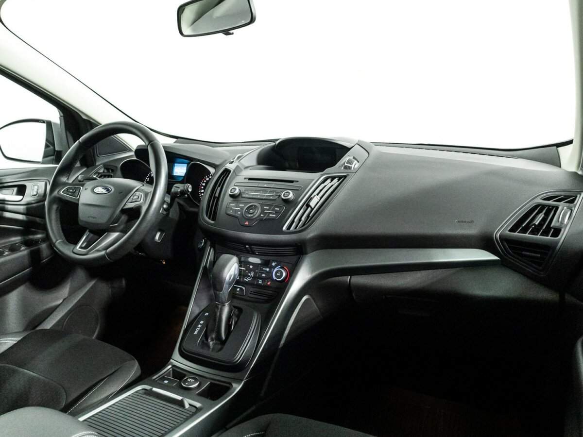 Ford Kuga 2019 года с пробегом. Фото: #8
