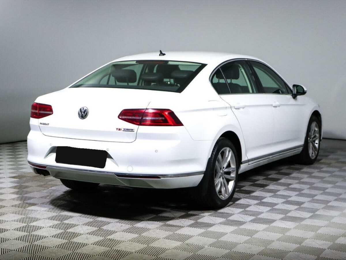 Volkswagen Passat 2016 года с пробегом. Фото: #3