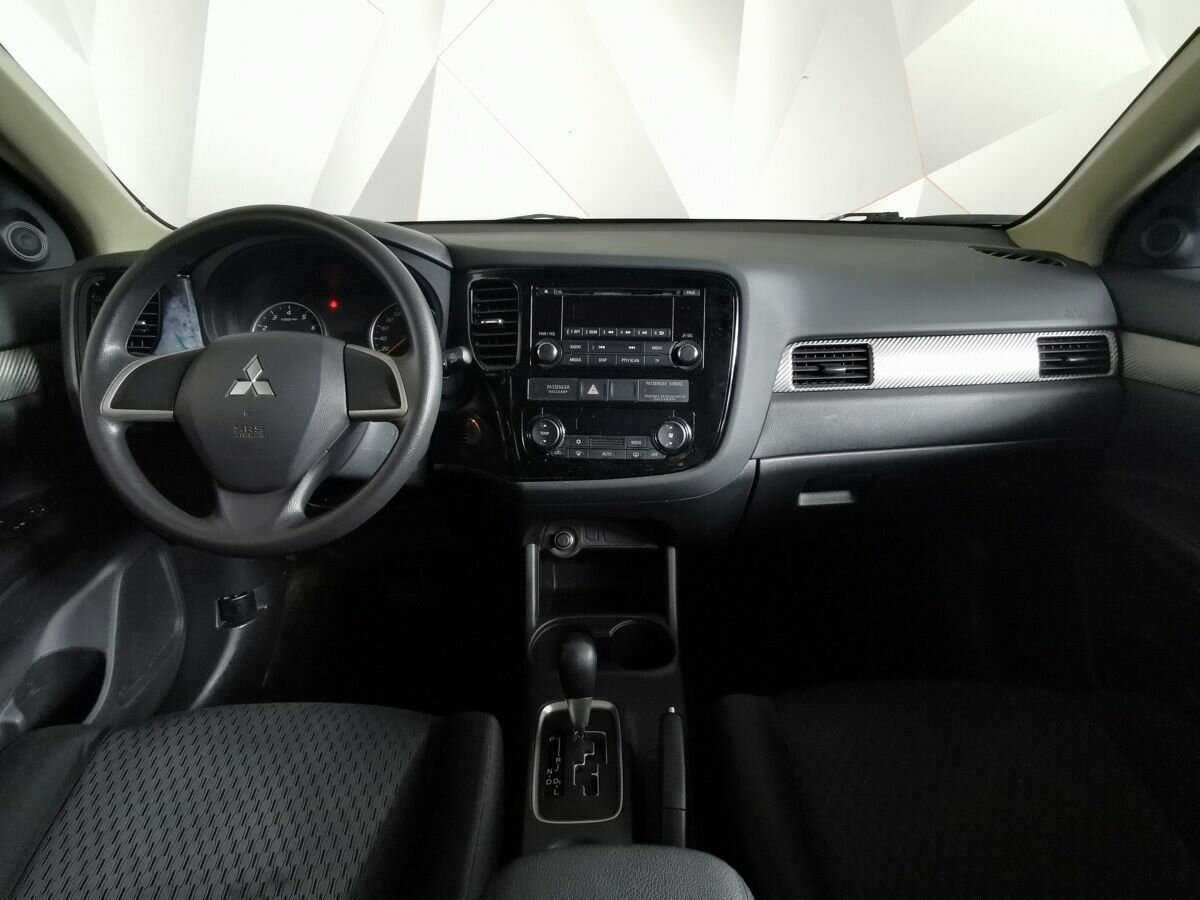 Mitsubishi Outlander 2014 года с пробегом. Фото: #9