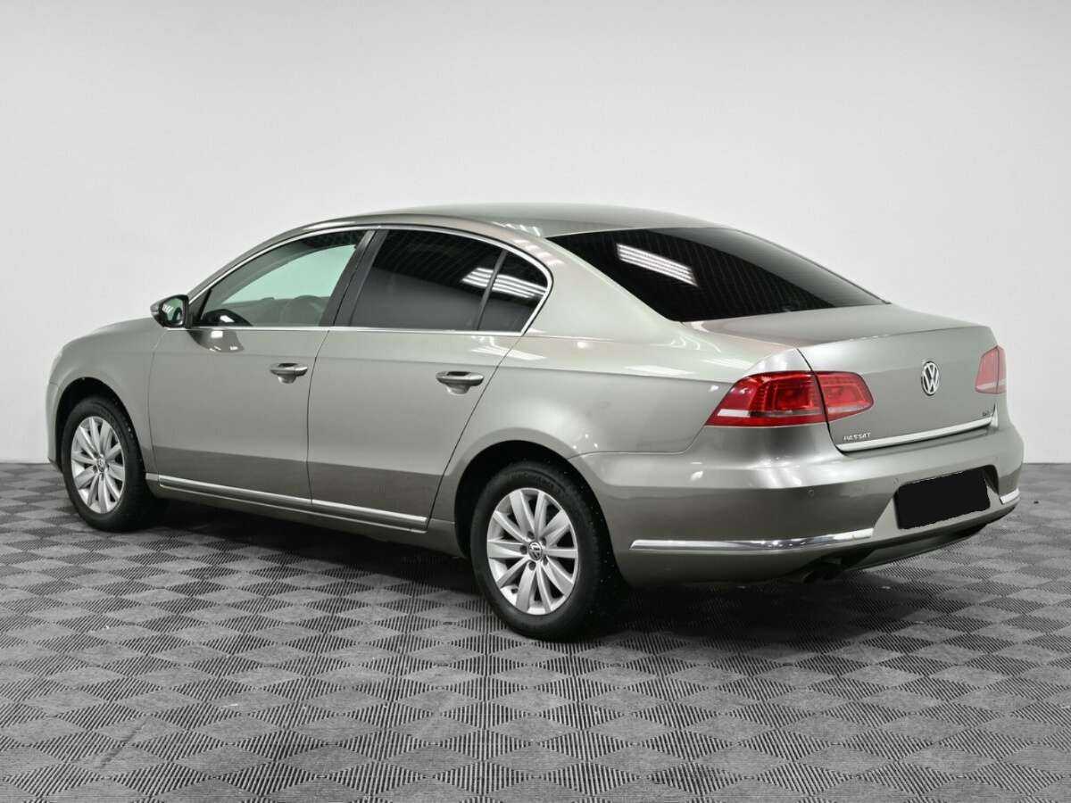 Volkswagen Passat 2014 года с пробегом. Фото: #3