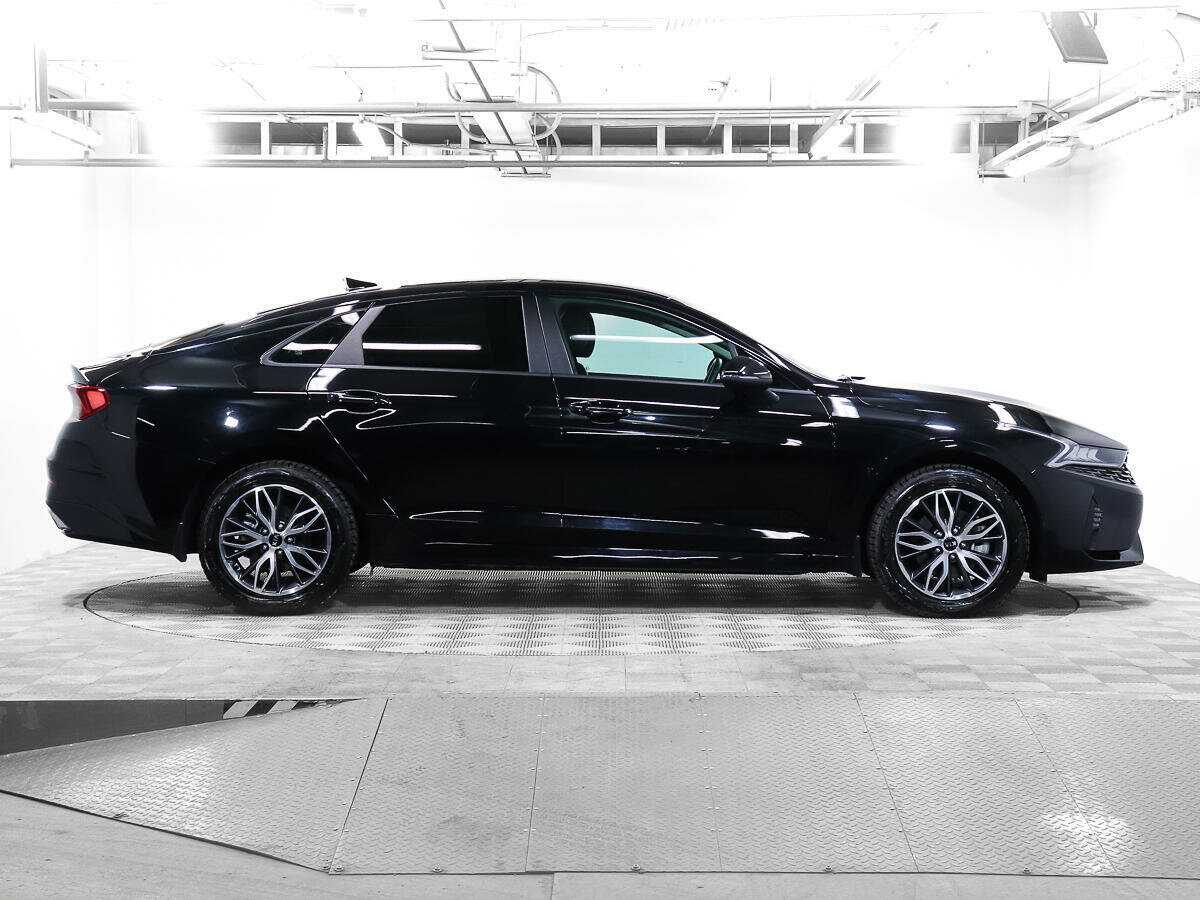 Kia K5 2021 года с пробегом. Фото: #1