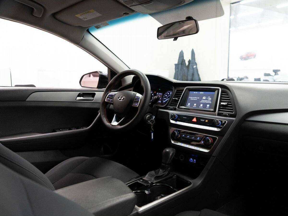 Hyundai Sonata 2018 года с пробегом. Фото: #15