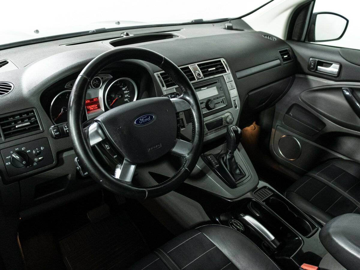 Ford Kuga 2012 года с пробегом. Фото: #10