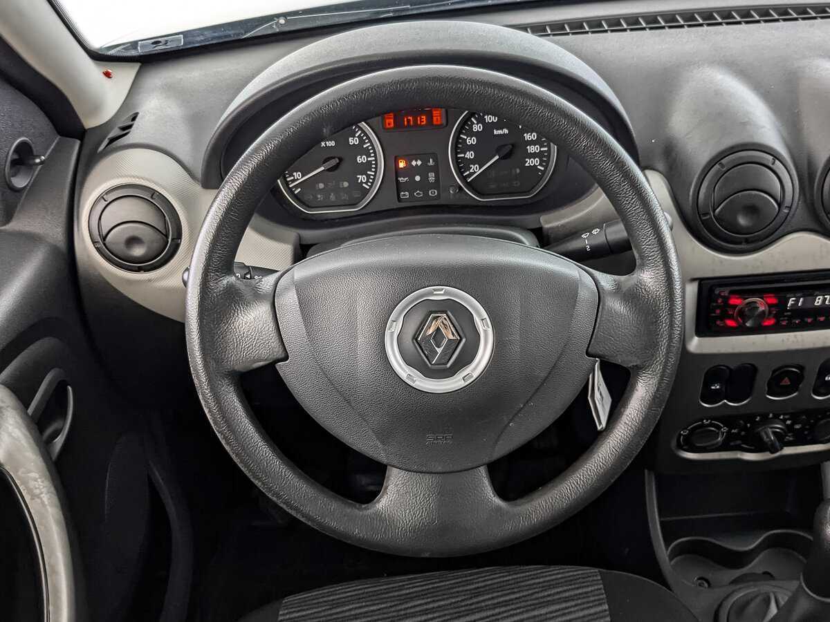 Renault Sandero 2012 года с пробегом. Фото: #17