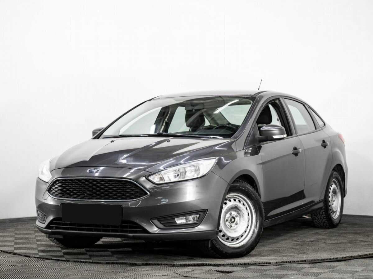 Ford Focus 2017 года с пробегом. Посмотреть фото