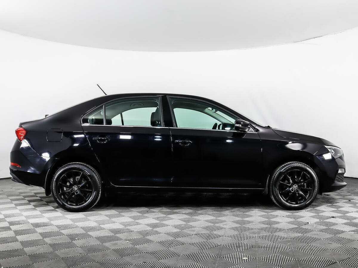 Skoda Rapid 2021 года с пробегом. Фото: #3