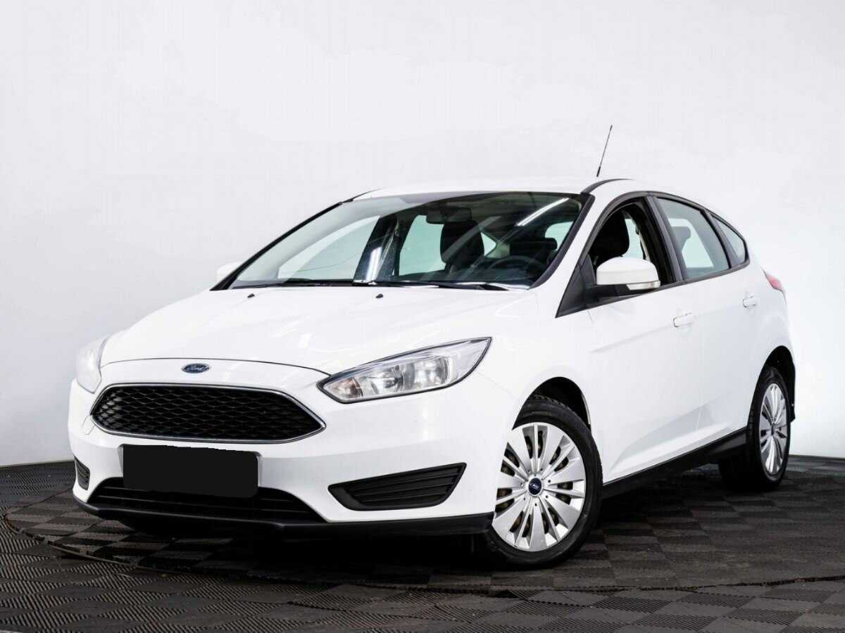 Ford Focus 2016 года с пробегом. Посмотреть фото