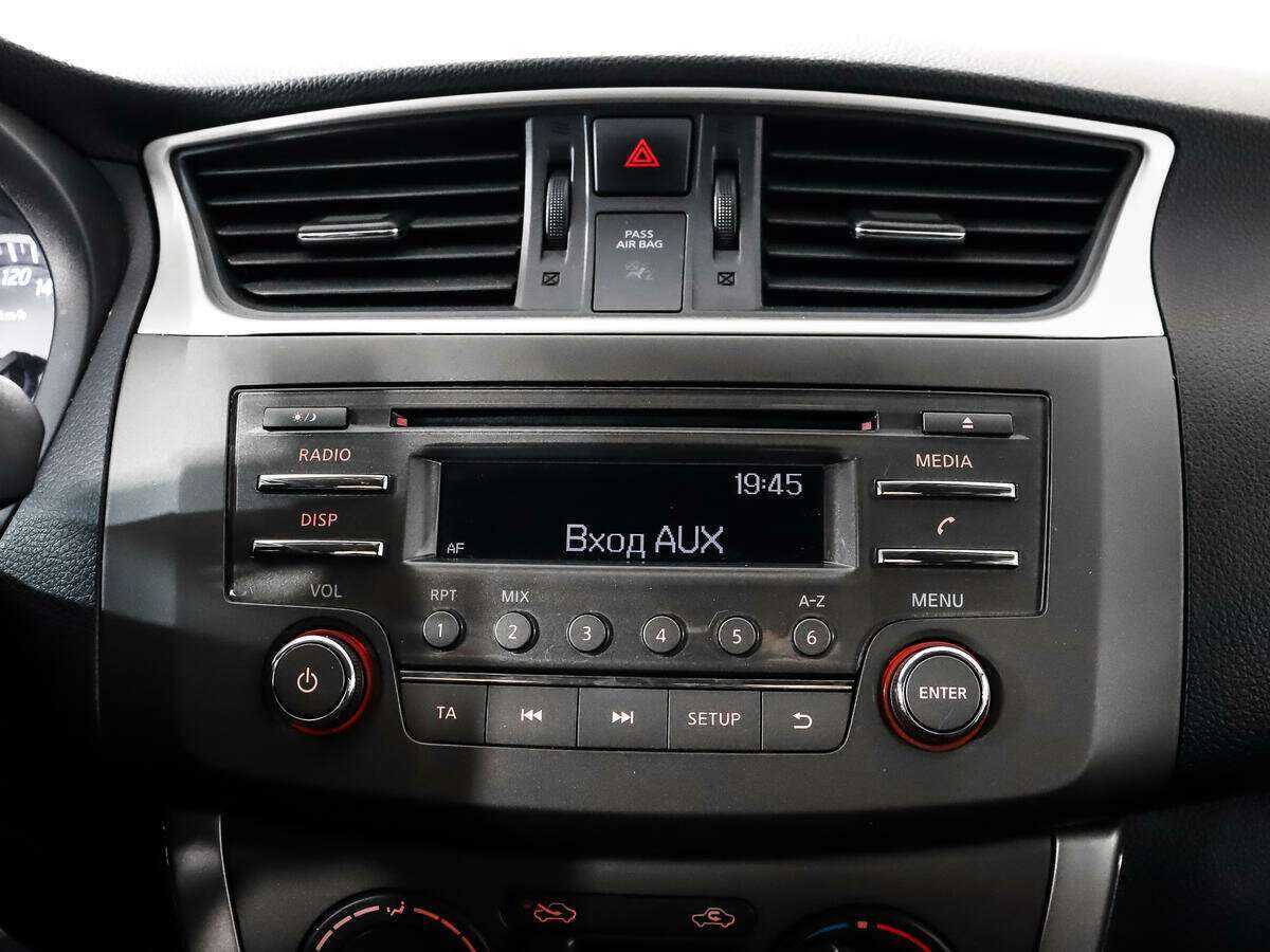 Nissan Sentra 2014 года с пробегом. Фото: #9