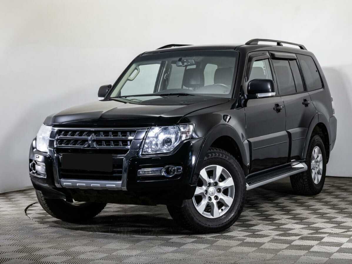 Mitsubishi Pajero 2018 года с пробегом. Фото: #0