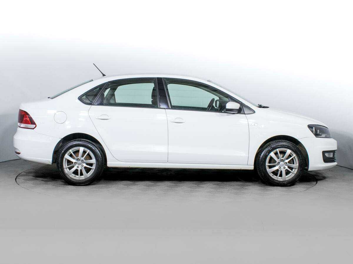Volkswagen Polo 2015 года с пробегом. Фото: #3