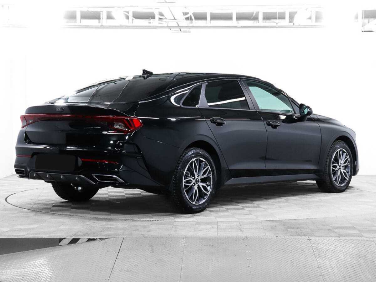 Kia K5 2021 года с пробегом. Фото: #2