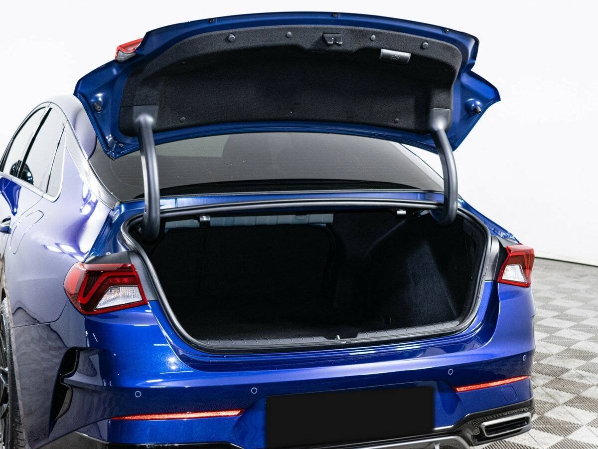 Kia K5 2021 года с пробегом. Фото: #8