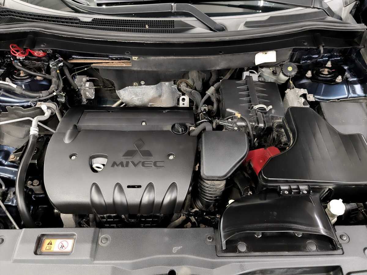 Mitsubishi Outlander 2017 года с пробегом. Фото: #8