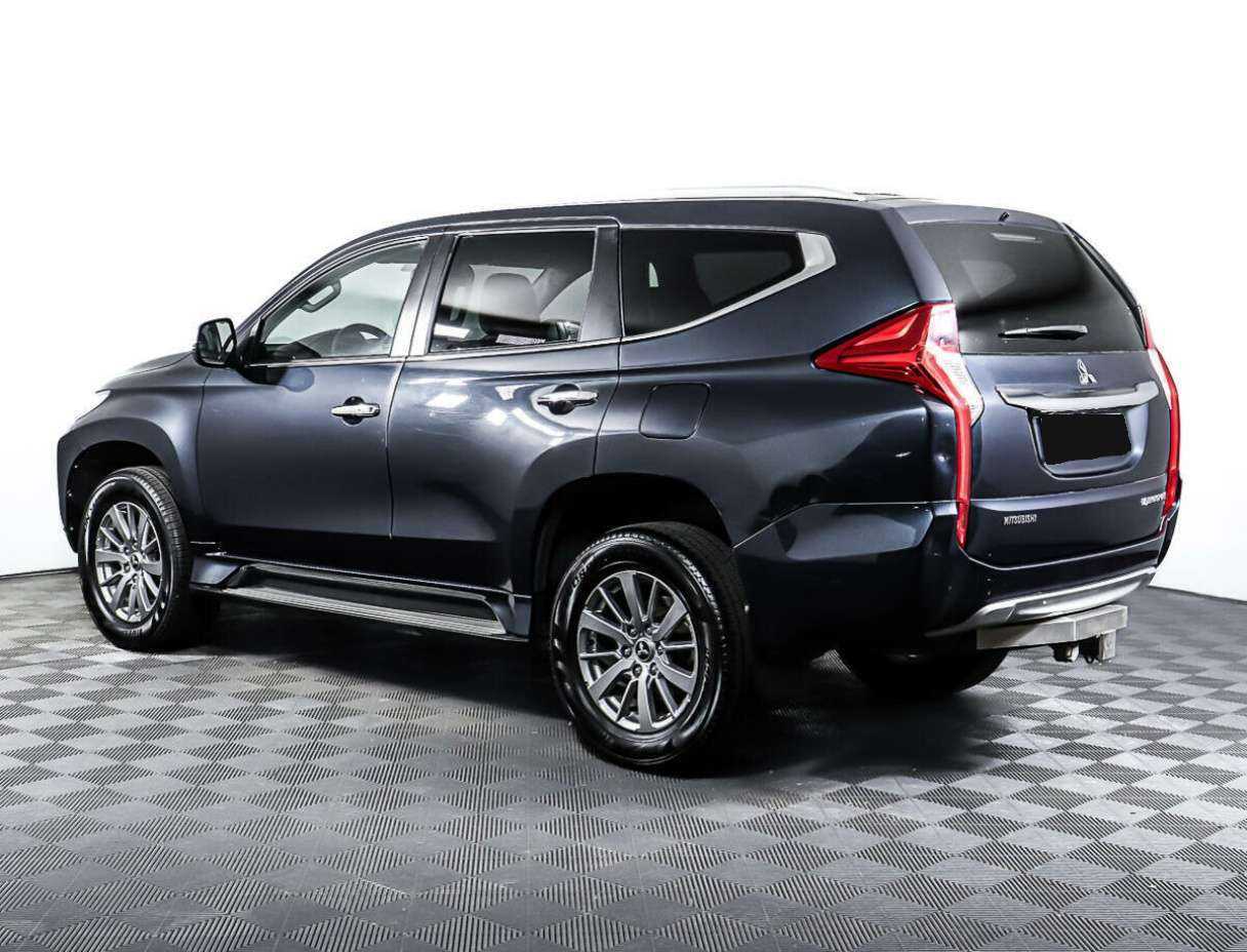 Mitsubishi Pajero Sport 2018 года с пробегом. Фото: #6