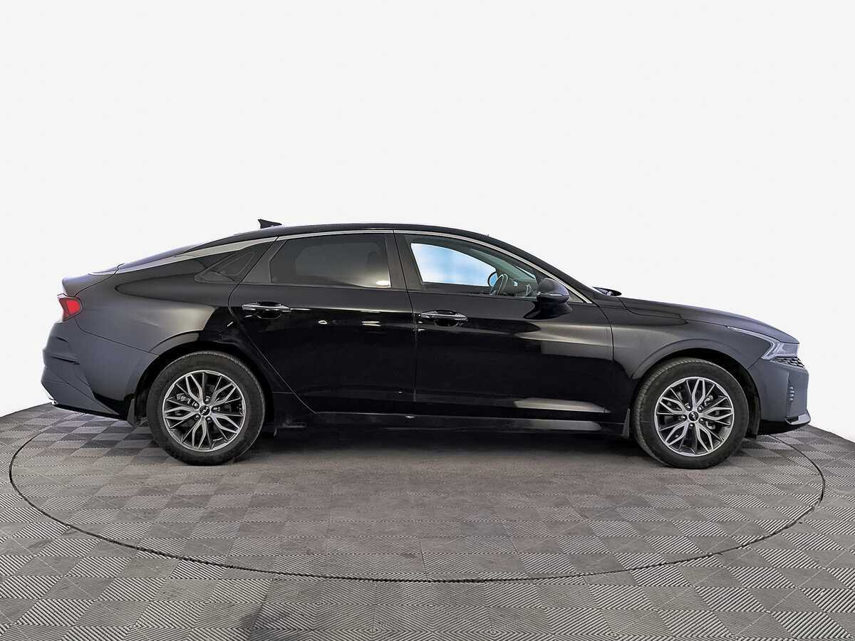 Kia K5 2022 года с пробегом. Фото: #3