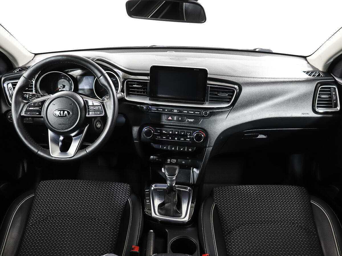 Kia Ceed 2018 года с пробегом. Фото: #11