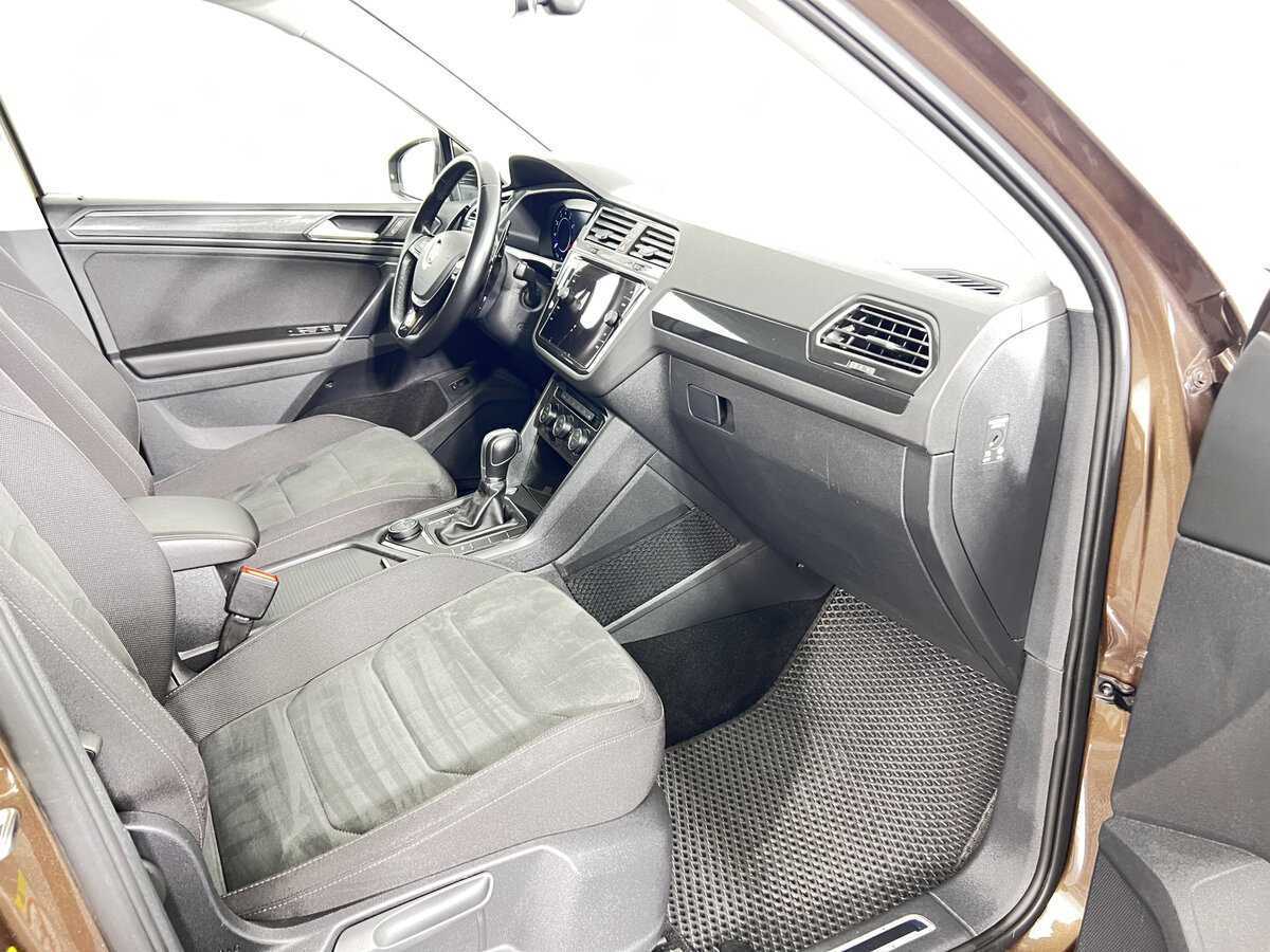 Volkswagen Tiguan 2018 года с пробегом. Фото: #7