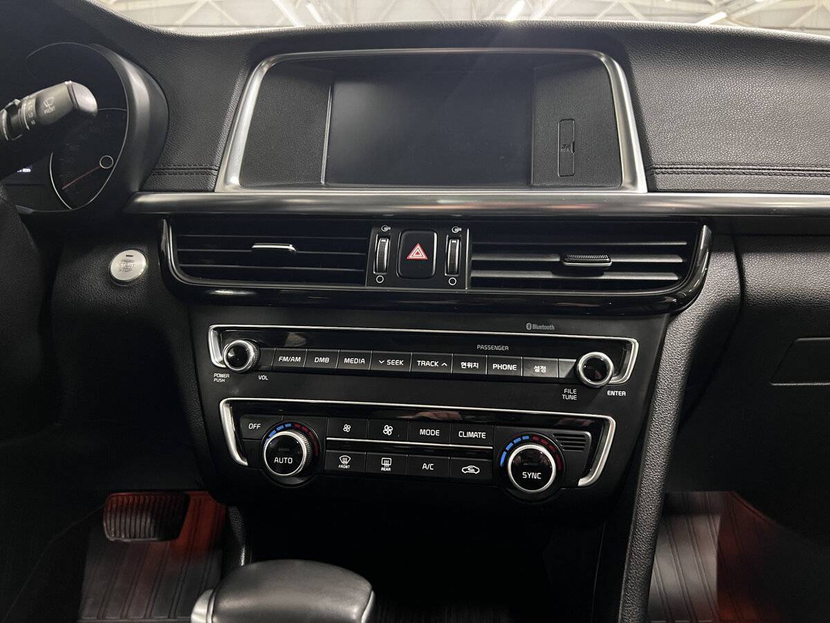 Kia K5 2017 года с пробегом. Фото: #14