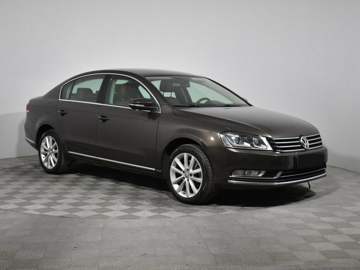 Volkswagen Passat 2012 года с пробегом. Фото: #2