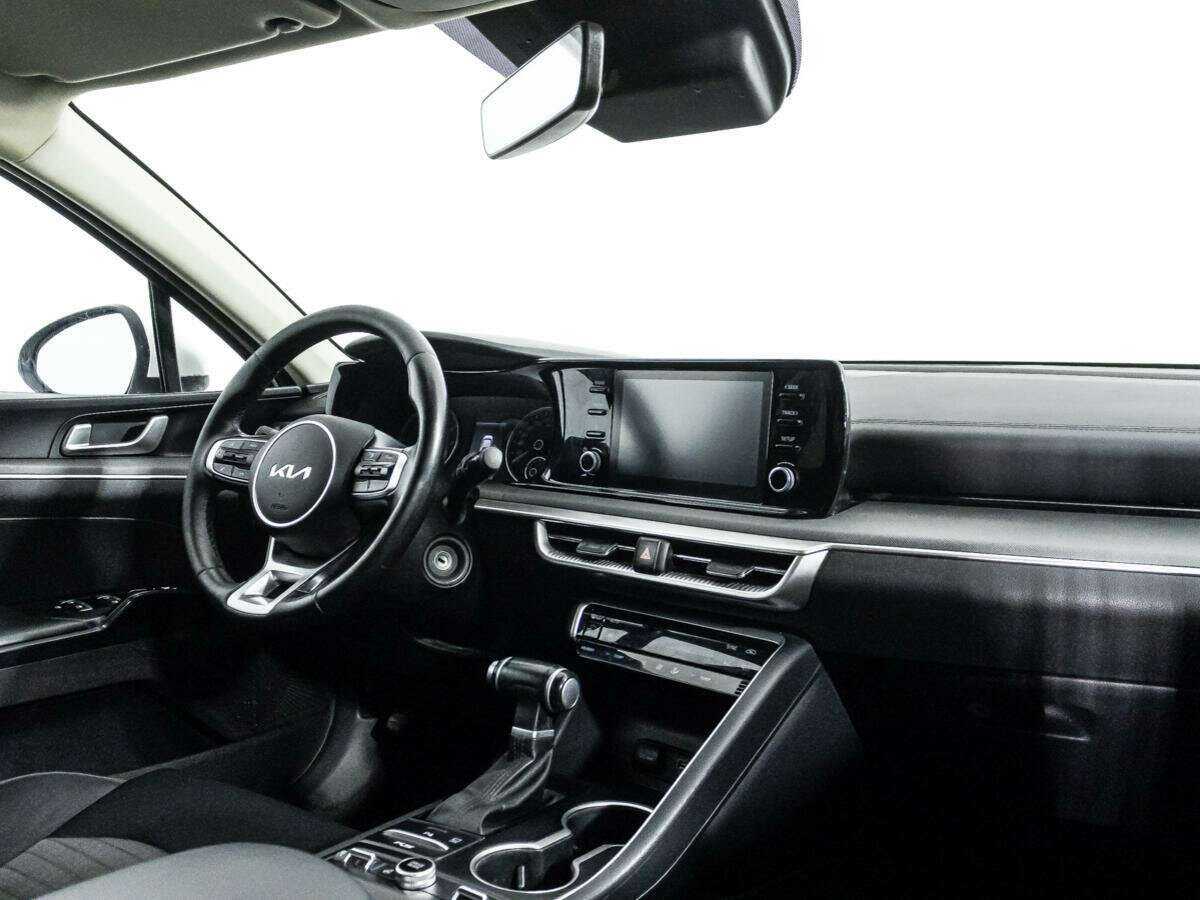 Kia K5 2021 года с пробегом. Фото: #6