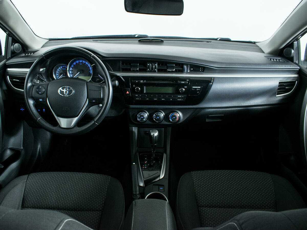 Toyota Corolla 2013 года с пробегом. Фото: #11