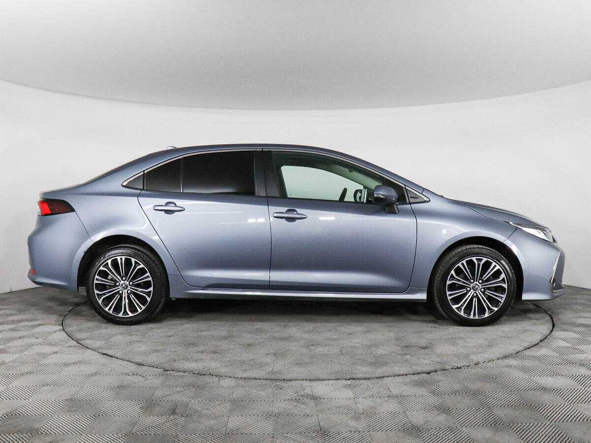 Toyota Corolla 2019 года с пробегом. Фото: #3