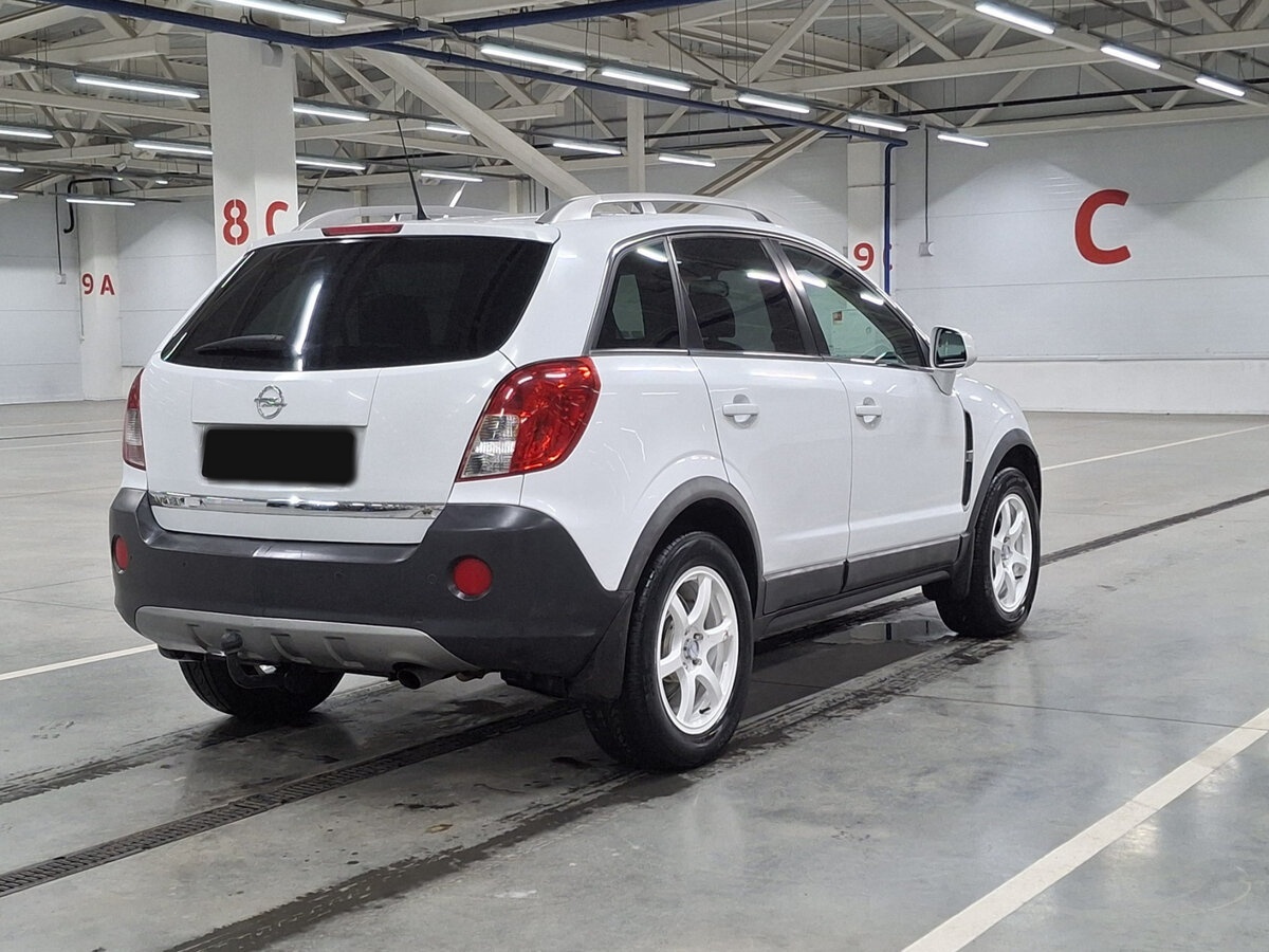 Opel Antara 2013 года с пробегом. Фото: #4