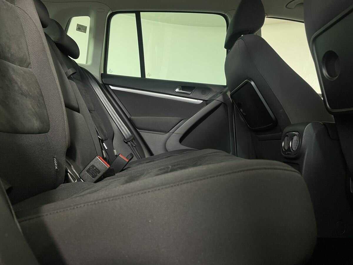 Volkswagen Tiguan 2012 года с пробегом. Фото: #15