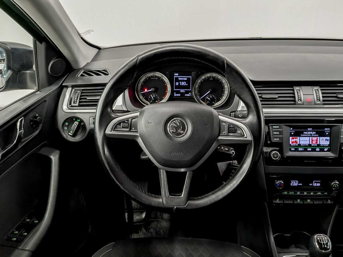 Skoda Rapid 2016 года с пробегом. Фото: #18