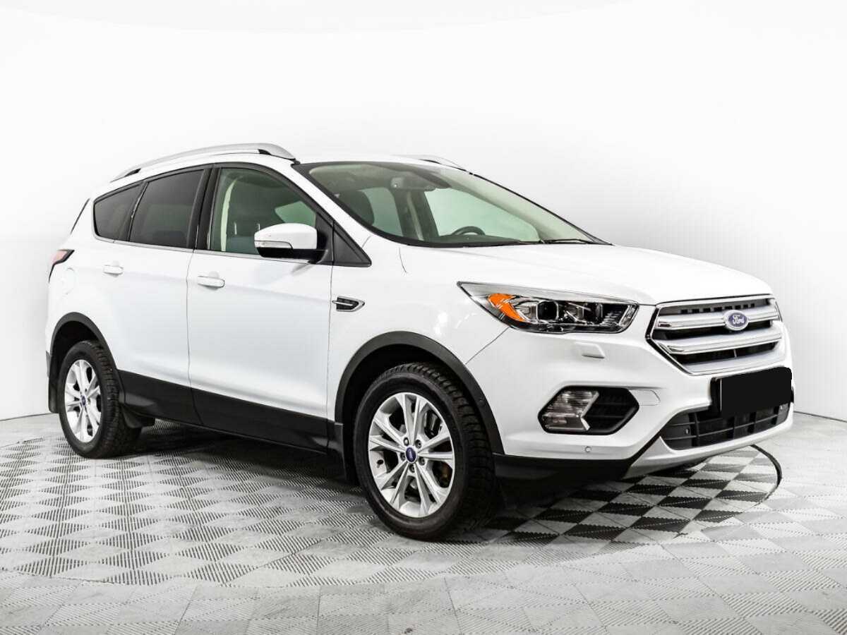 Ford Kuga 2017 года с пробегом. Фото: #2