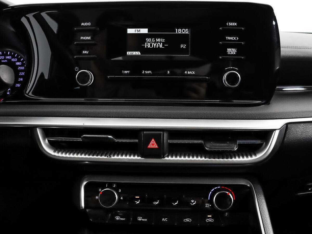 Kia K5 2021 года с пробегом. Фото: #14