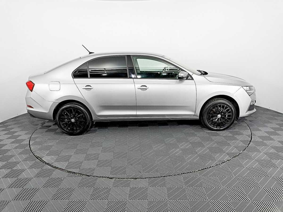 Skoda Rapid 2021 года с пробегом. Фото: #3