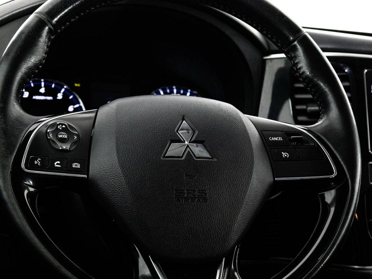Mitsubishi Outlander 2019 года с пробегом. Фото: #8