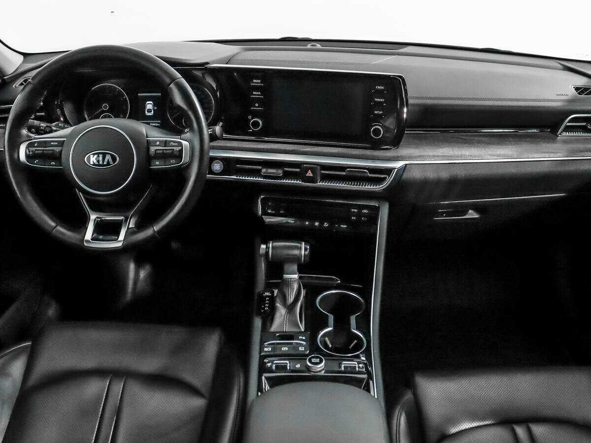 Kia K5 2021 года с пробегом. Фото: #13