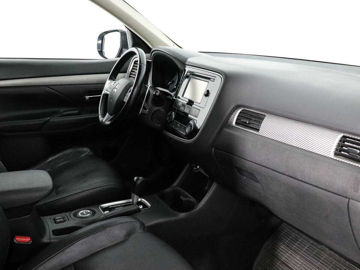 Mitsubishi Outlander 2013 года с пробегом. Фото: #8