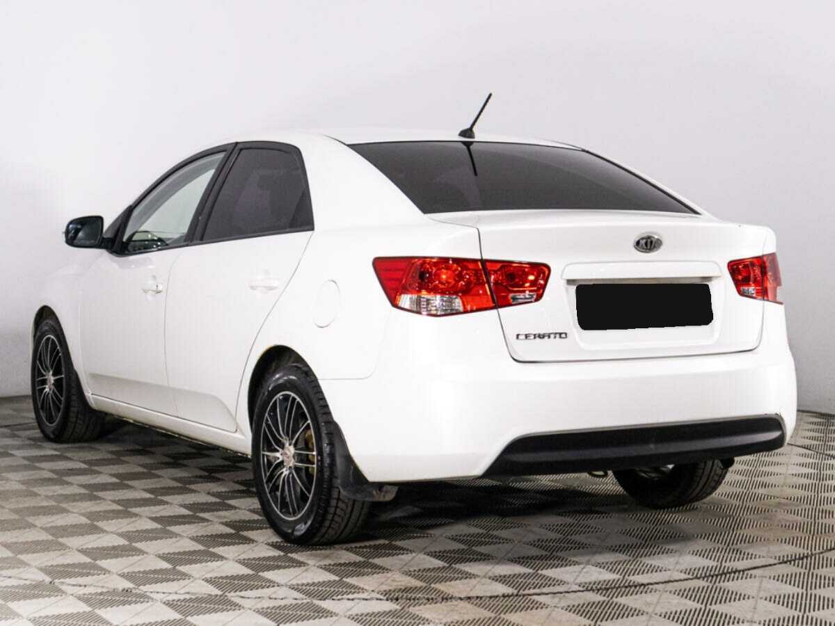 Kia Cerato 2012 года с пробегом. Фото: #6