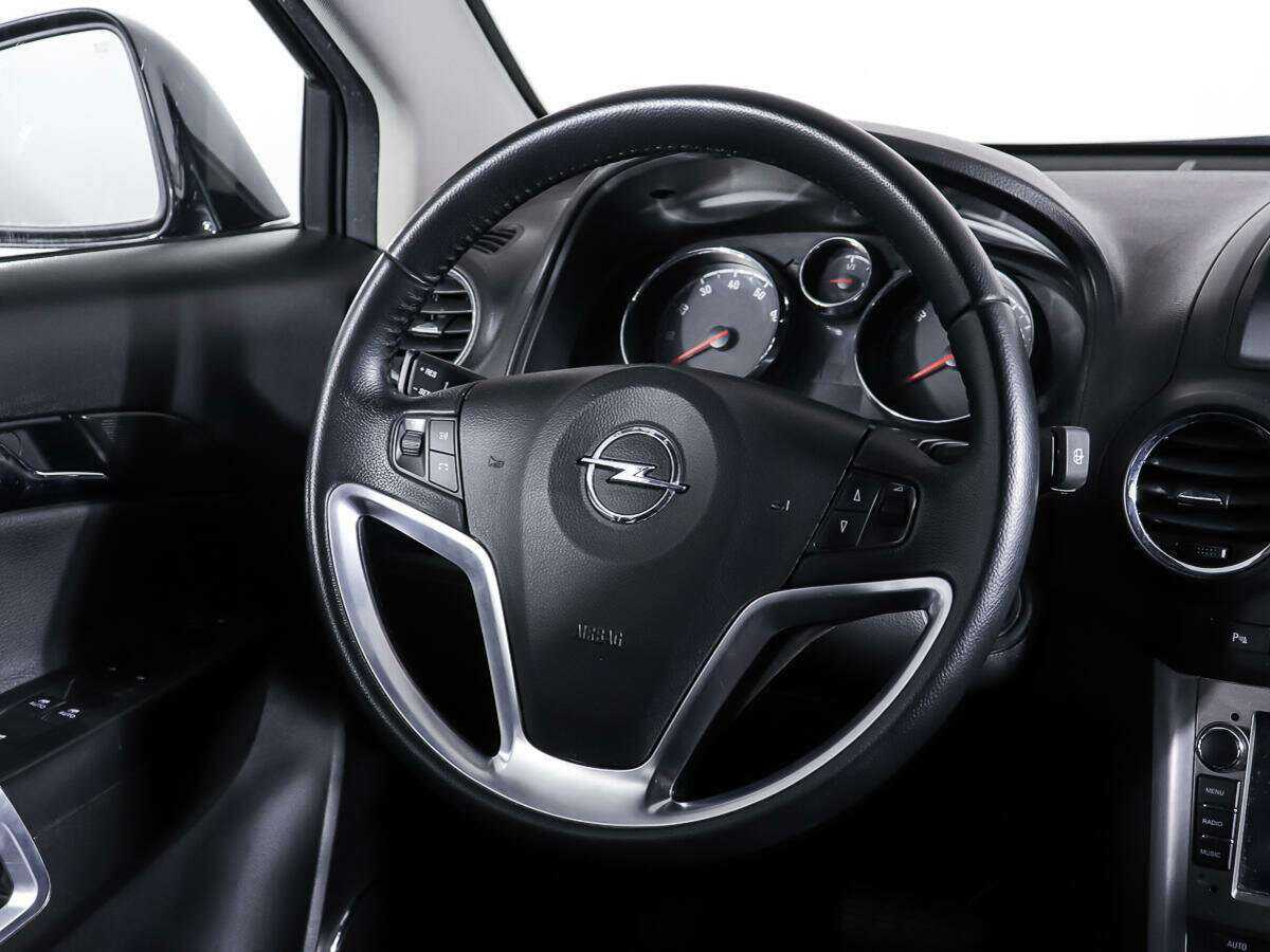 Opel Antara 2013 года с пробегом. Фото: #13