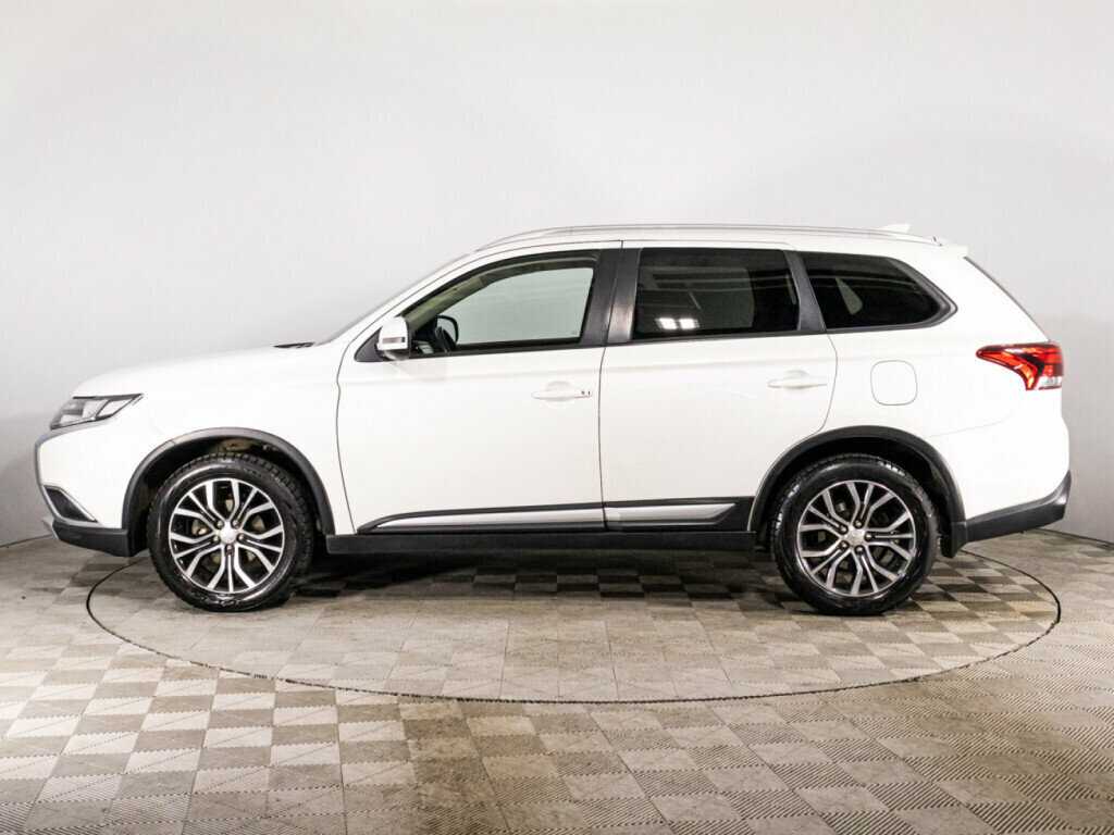 Mitsubishi Outlander 2018 года с пробегом. Фото: #7
