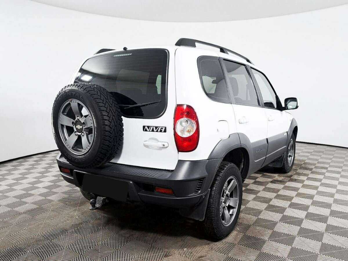 Chevrolet Niva 2017 года с пробегом. Фото: #3