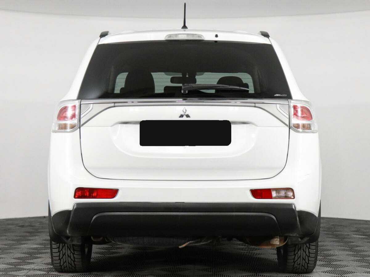 Mitsubishi Outlander 2013 года с пробегом. Фото: #5