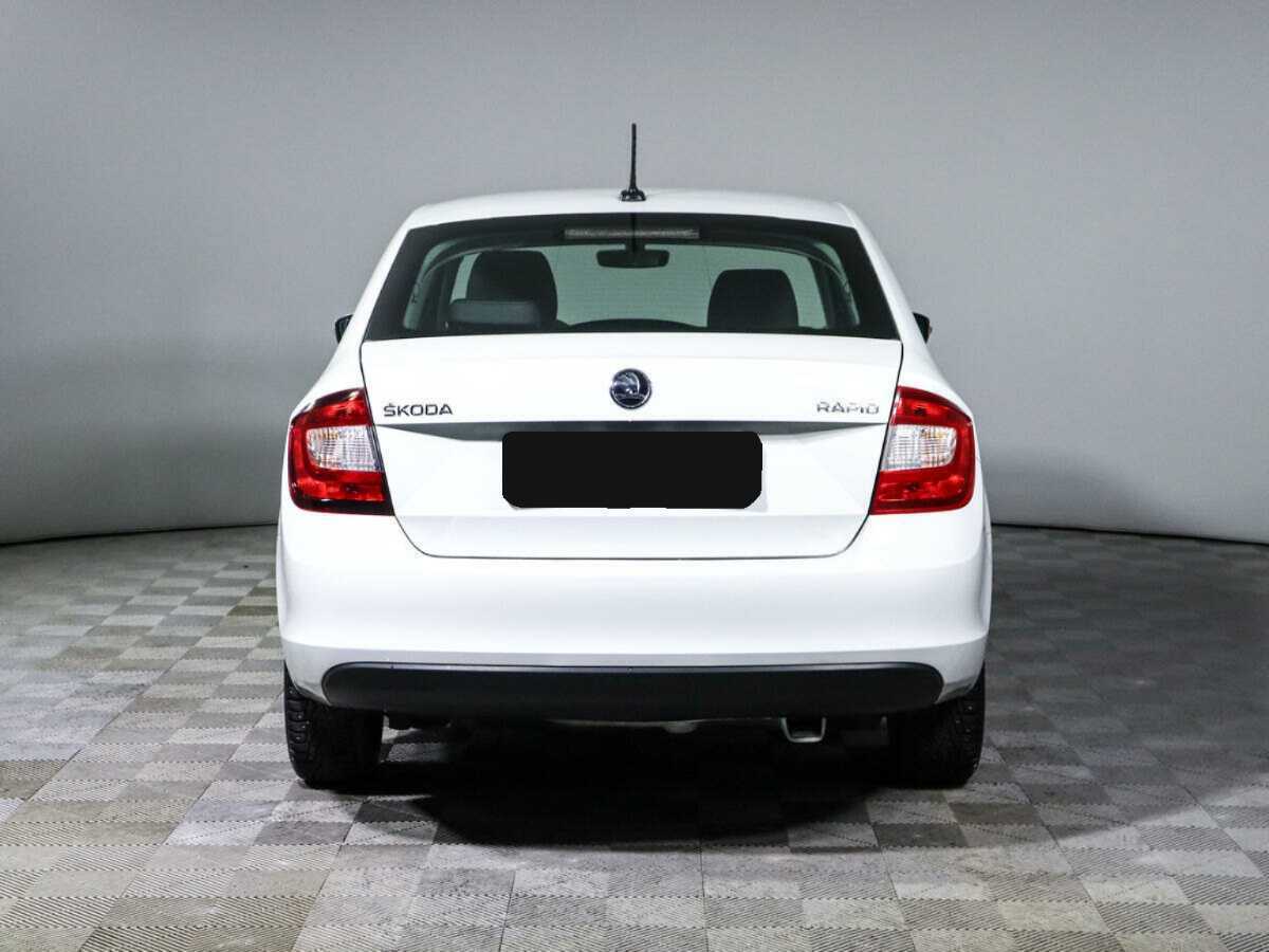 Skoda Rapid 2019 года с пробегом. Фото: #5