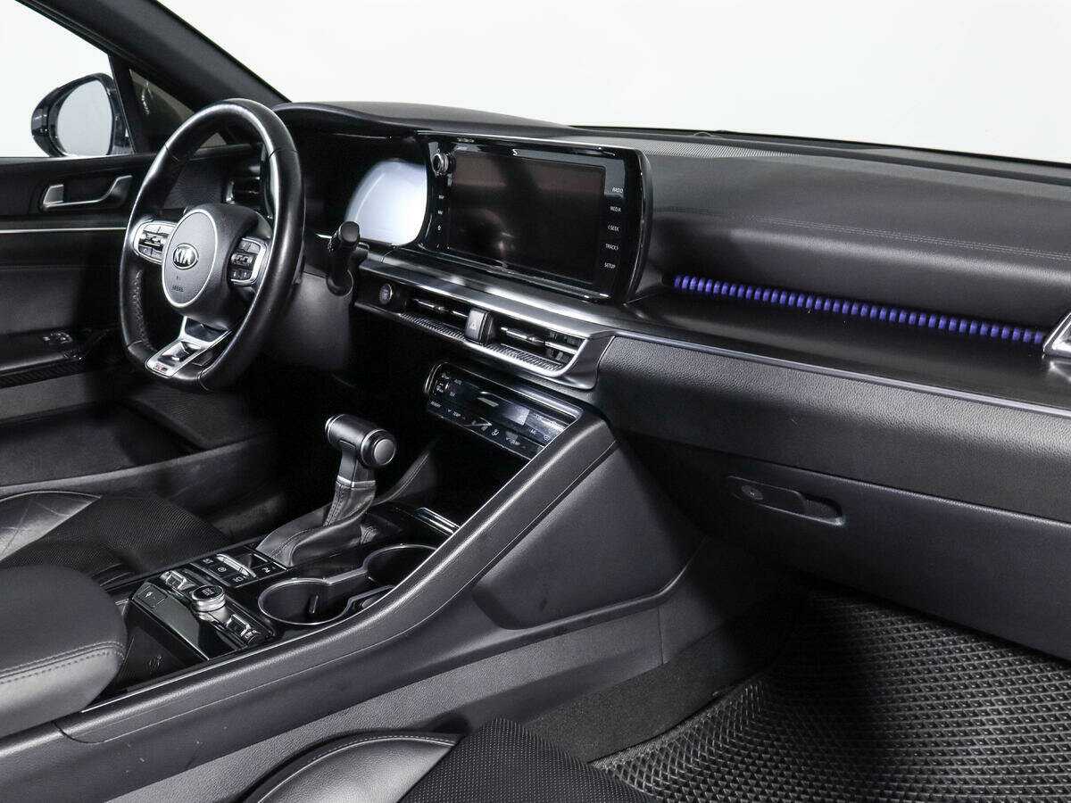 Kia K5 2021 года с пробегом. Фото: #6