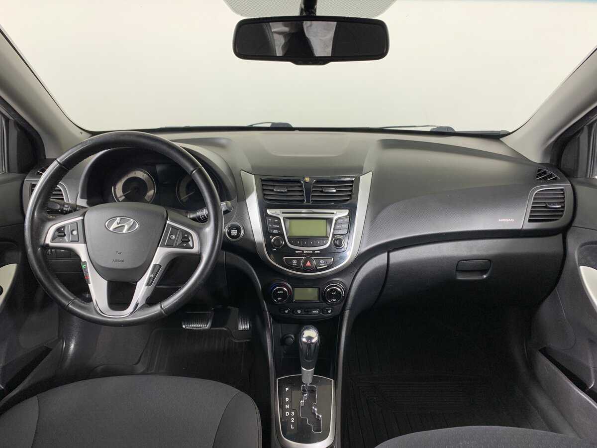 Hyundai Solaris 2012 года с пробегом. Фото: #12