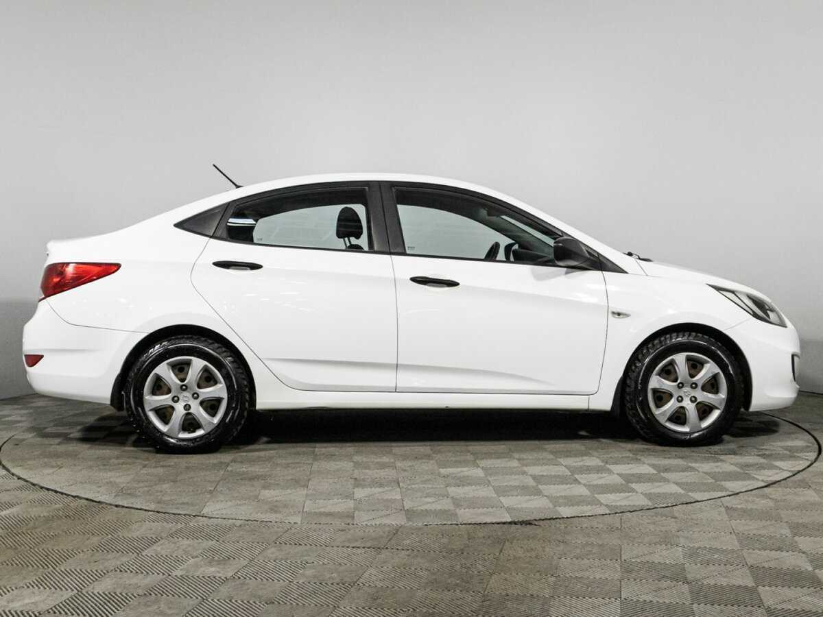 Hyundai Solaris 2014 года с пробегом. Фото: #3
