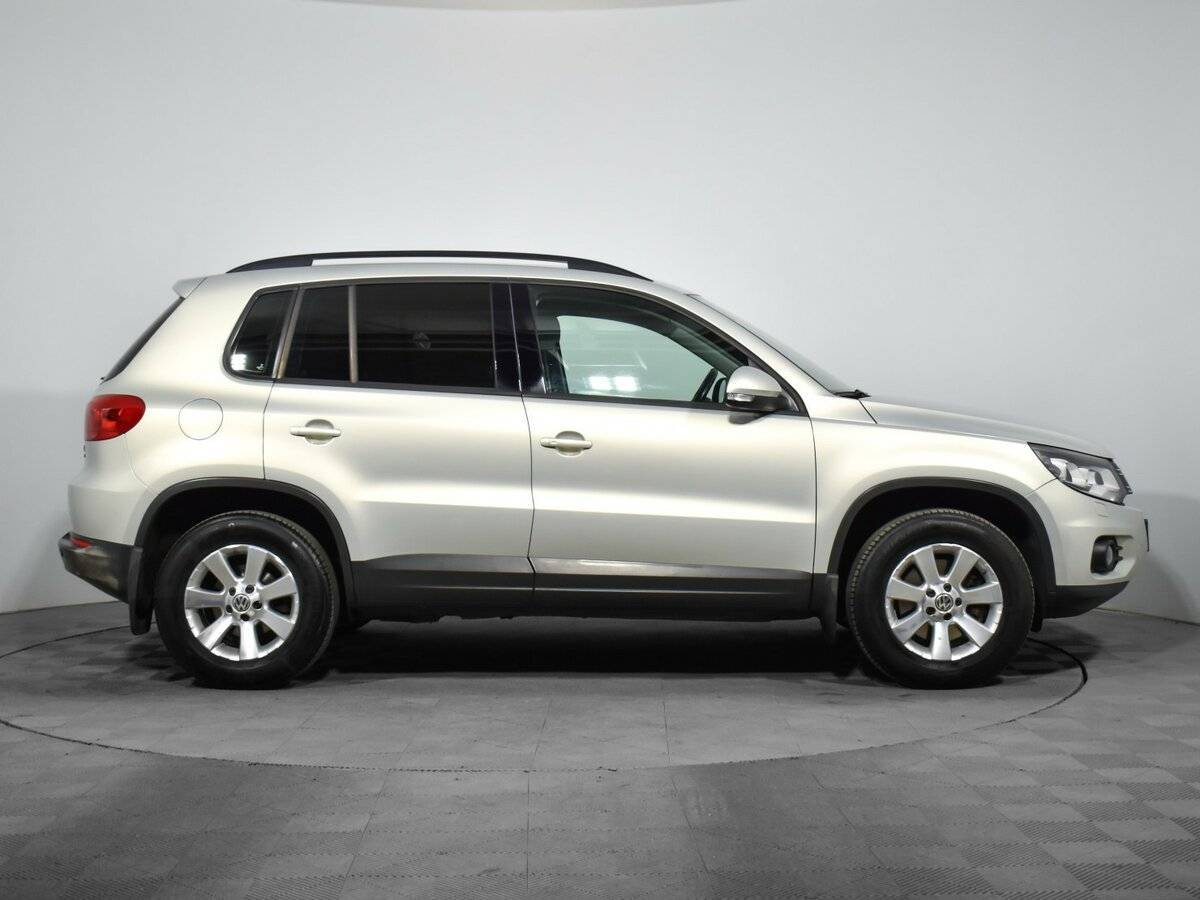 Volkswagen Tiguan 2013 года с пробегом. Фото: #3