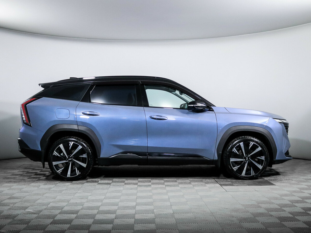Geely Atlas 2023 года с пробегом. Фото: #3