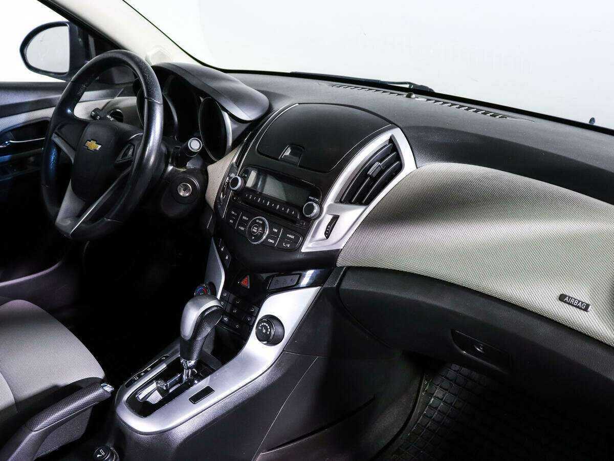 Chevrolet Cruze 2013 года с пробегом. Фото: #5