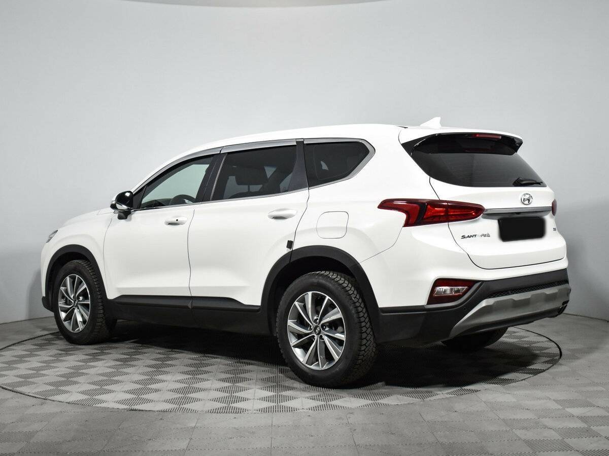 Hyundai Santa Fe 2018 года с пробегом. Фото: #6