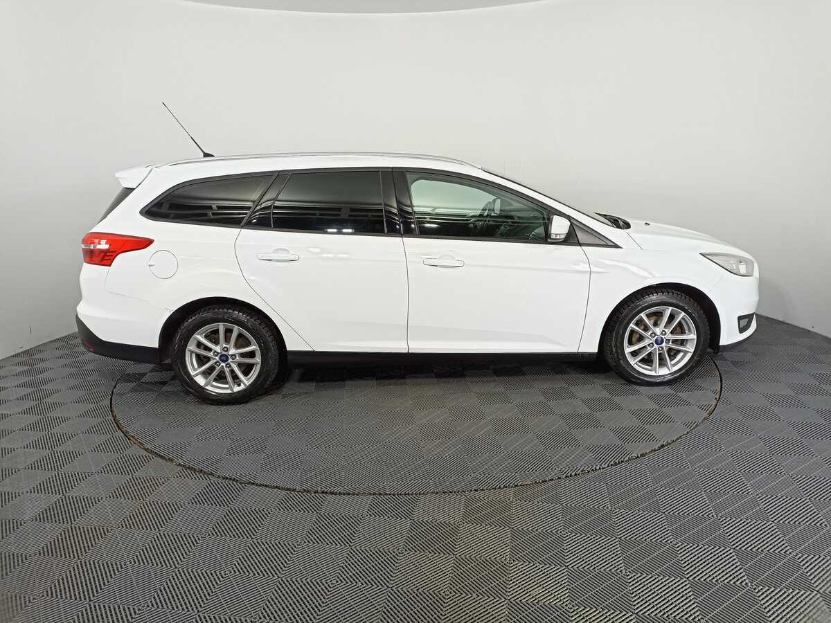 Ford Focus 2015 года с пробегом. Фото: #3